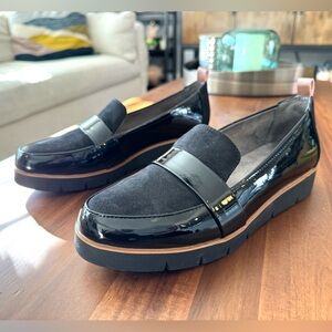 Dr. Scholl's Black Patent & Suede Platform Loafers